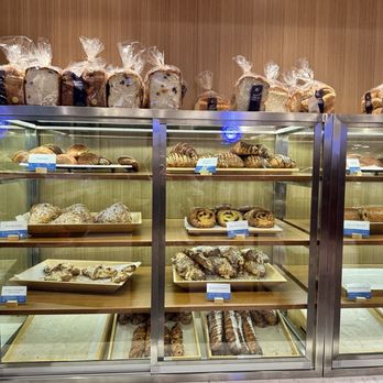 Paris Baguette - Bakeries Near Me - Vancouver, British Columbia Paris Baguette - Bakeries Near Me - Vancouver, British Columbia