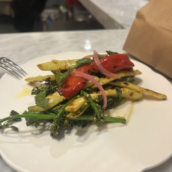 Lapaba - Broccolini - Italian Near Me - Los Angeles, California Lapaba - Broccolini - Italian Near Me - Los Angeles, California