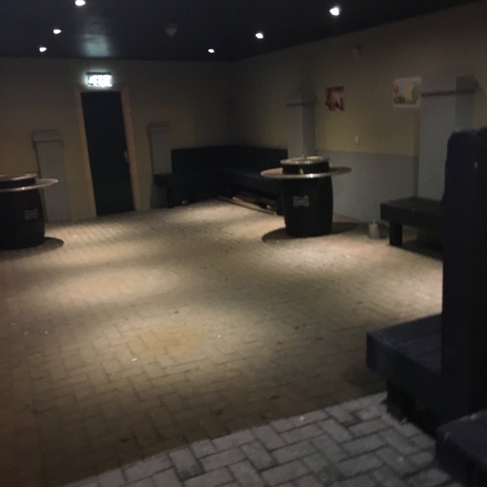 McGlone's Bar - New outside smoking area! - Sports Bars Near Me - Dunmurry, LSB