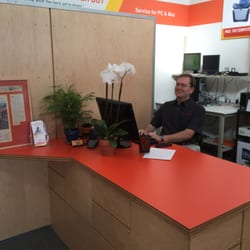 Paul The Computer Guy - Micah at the front desk