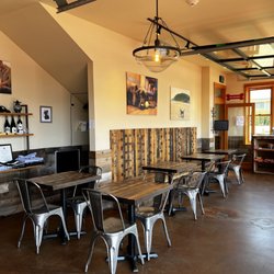 The Winery at Manzanita