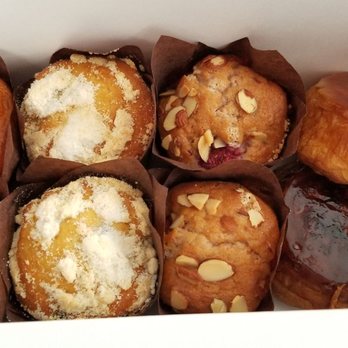 Andersen Bakery - Muffins: blueberry, mango, raspberry & Salted caramel buns - Bakeries Near Me - San Francisco, California Andersen Bakery - Muffins: blueberry, mango, raspberry & Salted caramel buns - Bakeries Near Me - San Francisco, California