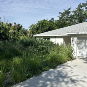 Sunshine Trash Removal - Junk Removal & Hauling Near Me Sunshine Trash Removal - Junk Removal & Hauling Near Me