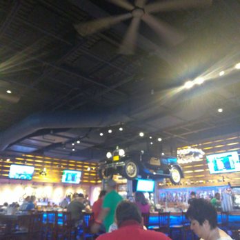 Ford's Garage Dearborn - Burgers Near Me - Dearborn, Michigan