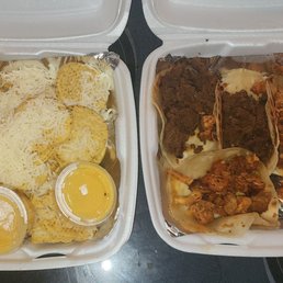 "Nachos" on the left, tacos on the right.