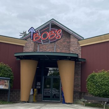 Bob's Burgers & Brew - American Near Me - Tulalip, Washington