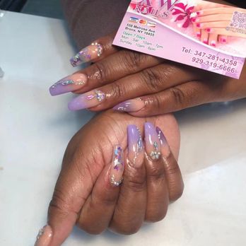 X&W Nails - Umbre with rhinestone design - Nail Salons Near Me - The Bronx, New York