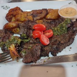 Skirt Steak with Chimichurri Sauce Fried Sweet Plantains Slices Skirt Steak with Chimichurri Sauce Fried Sweet Plantains Slices