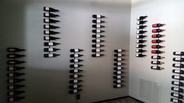 Sip Wine & Beer by null