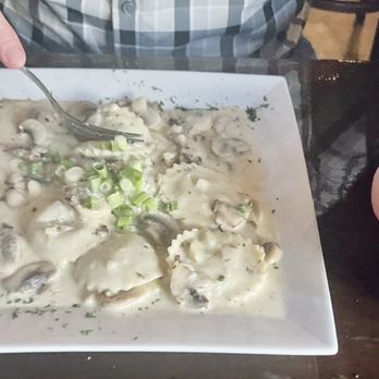 Mare E Monti - Italian Near Me - Worcester, Massachusetts