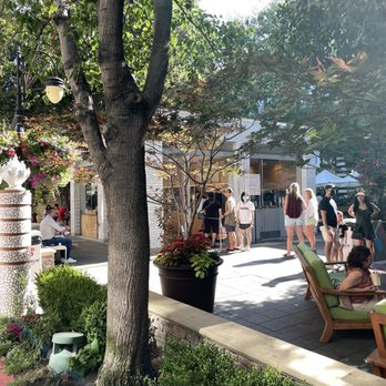 Santana Row - Shopping Centers Near Me - San Jose, California Santana Row - Shopping Centers Near Me - San Jose, California