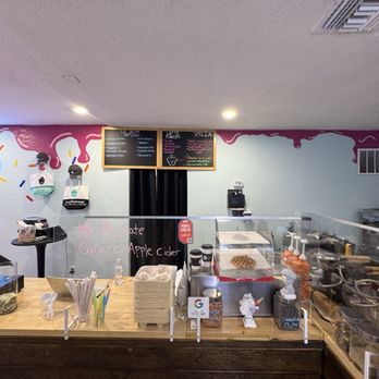 Wafflehead Ice Cream and Coffee - Ice Cream & Frozen Yogurt Near Me - Winter Park, Florida Wafflehead Ice Cream and Coffee - Ice Cream & Frozen Yogurt Near Me - Winter Park, Florida