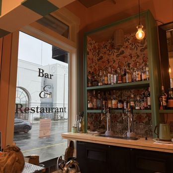 Chez Lafayette - Cajun/Creole Near Me - Tacoma, Washington