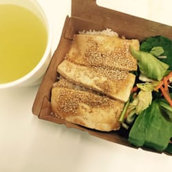 I'm Japanese - Tofu lunchbox with green tea (£6.5+£1)