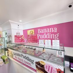 Schatzi’s Bakery & Cafe - New Banana Pudding Bar