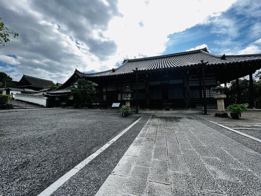Byōdo-in Temple by null