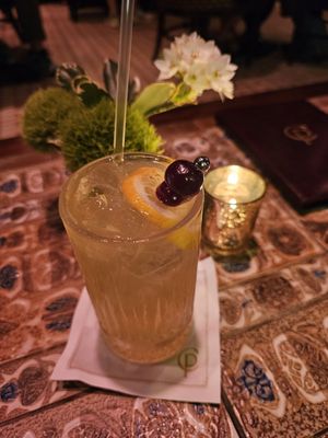 Thoroughbred Club by null