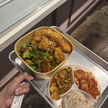 Seoulside Wings - The Conservatory - Boneless Bites Cupbap soy garlic flavor - Chicken Wings Near Me - Houston, Texas Seoulside Wings - The Conservatory - Boneless Bites Cupbap soy garlic flavor - Chicken Wings Near Me - Houston, Texas
