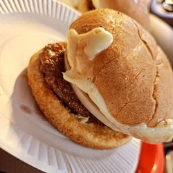 Weber's Drive In - Cheeseburger