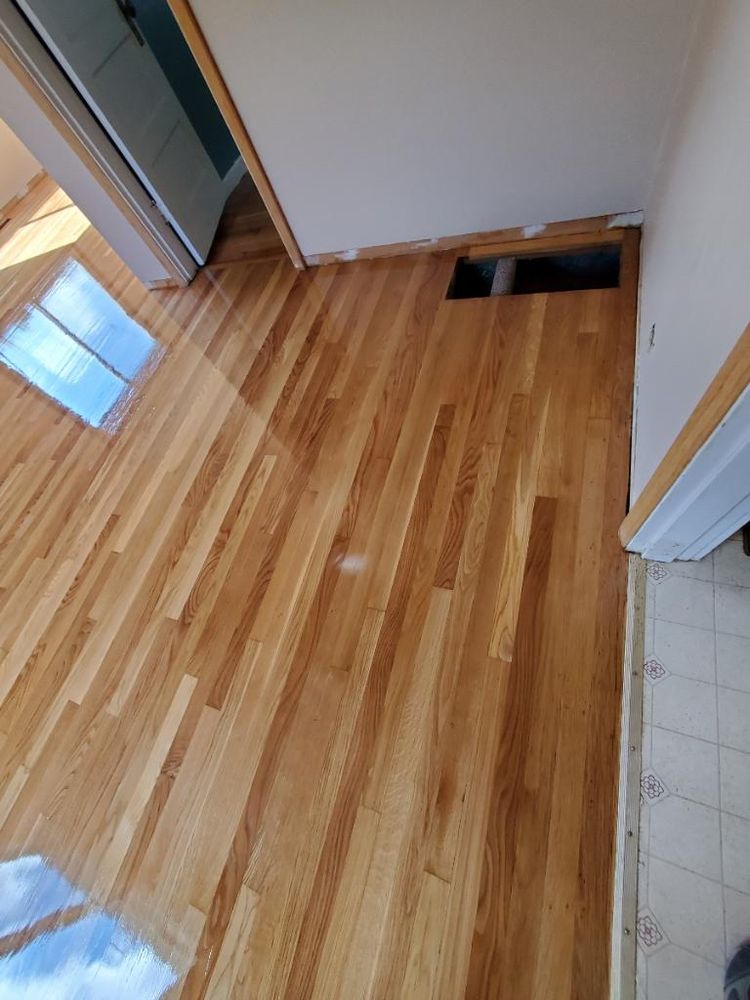 MIKE’S HARDWOOD FLOORS Updated September 2024 28 Photos & 30