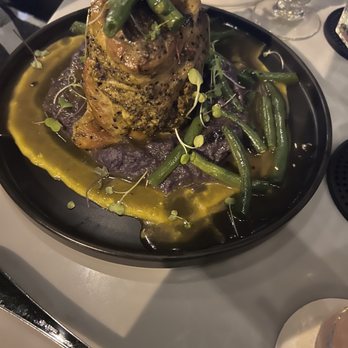 Mala Ocean Tavern - Pork shank and puréed Yukon Gold Mash Potatoes - Seafood Near Me - Lahaina, Hawaii Mala Ocean Tavern - Pork shank and puréed Yukon Gold Mash Potatoes - Seafood Near Me - Lahaina, Hawaii
