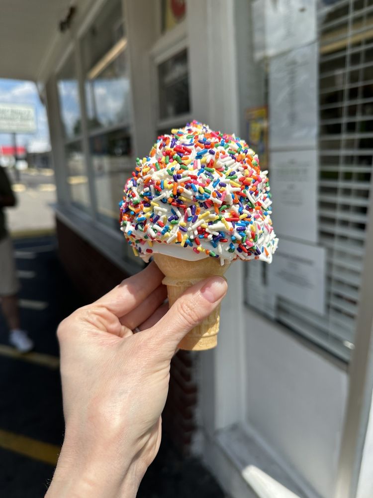 BIG TOP ICE CREAM Updated October 2024 12 Photos & 10 Reviews