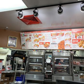 KFC - Chicken Wings Near Me - Iselin, New Jersey