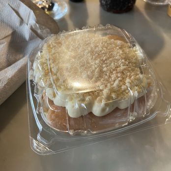 Side Eye Pie - Meanwhile Brewery - Lemon Tiramisu - Pizza Near Me - Austin, Texas Side Eye Pie - Meanwhile Brewery - Lemon Tiramisu - Pizza Near Me - Austin, Texas