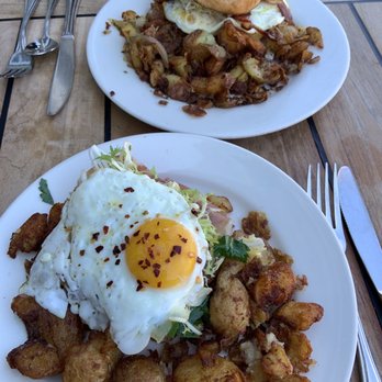 Plow - Crispy Potatoes Fried Egg Sandwich - Breakfast & Brunch Near Me - San Francisco, California Plow - Crispy Potatoes Fried Egg Sandwich - Breakfast & Brunch Near Me - San Francisco, California