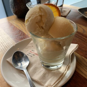 Von's 1000Spirits - Bossbourbon Vanilla Custard - New American Near Me - Seattle, Washington Von's 1000Spirits - Bossbourbon Vanilla Custard - New American Near Me - Seattle, Washington