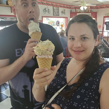 Mr B's Ice Cream Parlor - Happy customers...that is a one scoop serving - Ice Cream & Frozen Yogurt Near Me - Branson, Missouri Mr B's Ice Cream Parlor - Happy customers...that is a one scoop serving - Ice Cream & Frozen Yogurt Near Me - Branson, Missouri