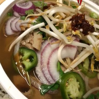 Lemongrass - Pho with flank, eye round, and HOT OILLLL! - Thai Near Me - Tallahassee, Florida Lemongrass - Pho with flank, eye round, and HOT OILLLL! - Thai Near Me - Tallahassee, Florida