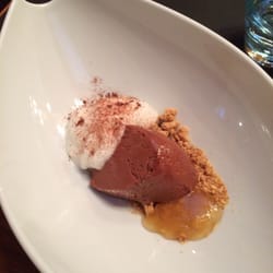 Desvan Valdeon - Mousse au chocolat écumé de yaourt et poire