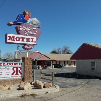Robbers Roost Motel - Sign - Hotels Near Me - Green River, Utah