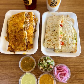TACO PAPI - Quesadilla, Salsa and drinks - Tacos Near Me - Scottsdale, Arizona TACO PAPI - Quesadilla, Salsa and drinks - Tacos Near Me - Scottsdale, Arizona