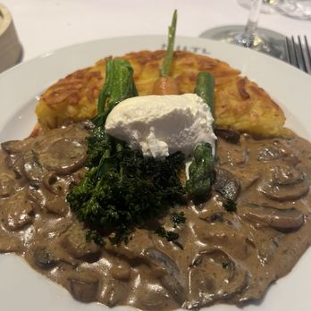 Hiltl - Vegetarian Near Me - Zürich, ZH Hiltl - Vegetarian Near Me - Zürich, ZH