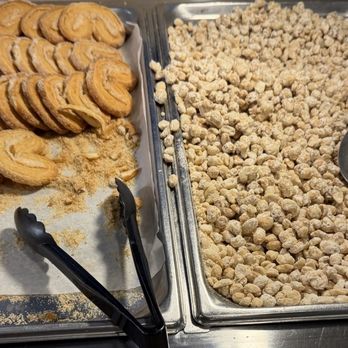 Ocean Buffet - Peanuts taste so good with ice cream - Buffets Near Me - St. George, Utah