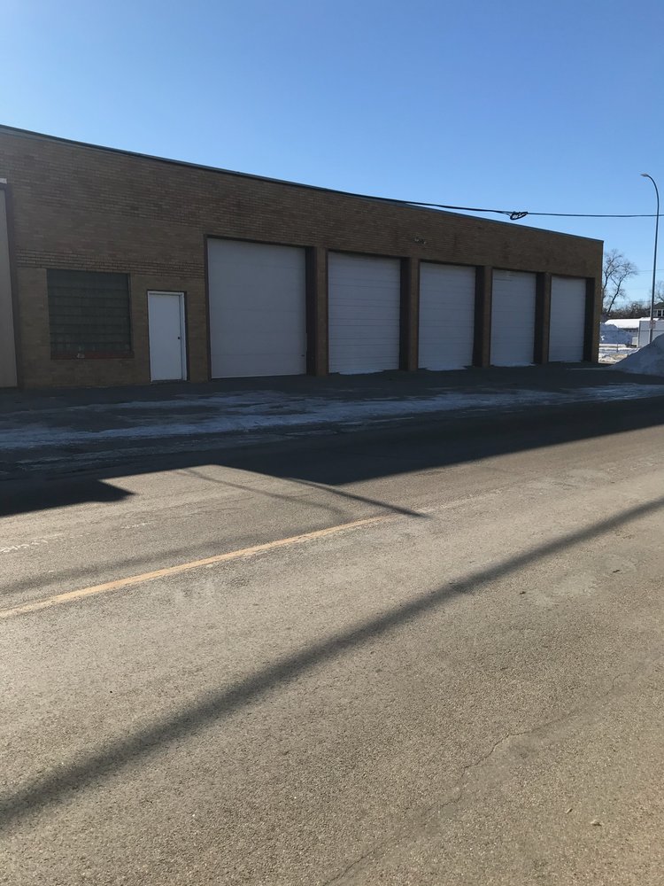 Pit Stop Express Lube, Jamestown Roadtrippers