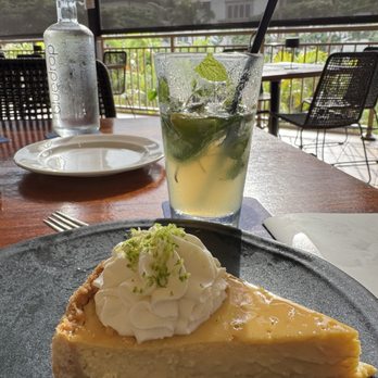 Tommy Bahama - Seafood Near Me - Kihei, Hawaii