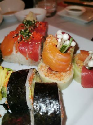 Saint Sushi Westmount by null