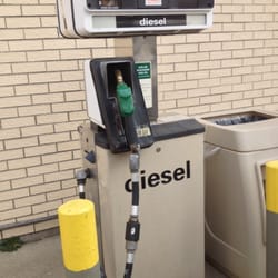 Speed's BP Gas Station - They have Diesel fuel