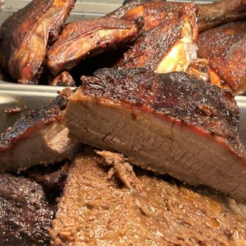Lowe’s West Texas BBQ - Their brisket was so juicy it fell apart. - Barbeque Near Me - Colorado City, Texas Lowe’s West Texas BBQ - Their brisket was so juicy it fell apart. - Barbeque Near Me - Colorado City, Texas