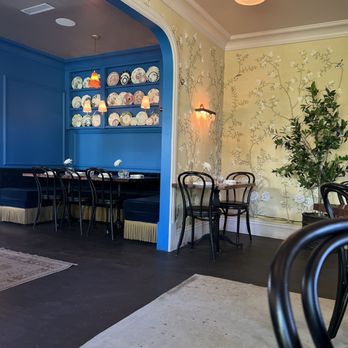 Restaurant Claudine - Interior photo - French Near Me - San Antonio, Texas Restaurant Claudine - Interior photo - French Near Me - San Antonio, Texas