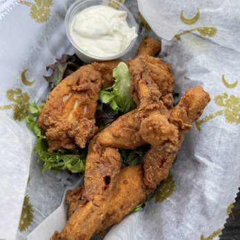 Gilligan's At the Dock - Frog legs - American Near Me - Moncks Corner, South Carolina