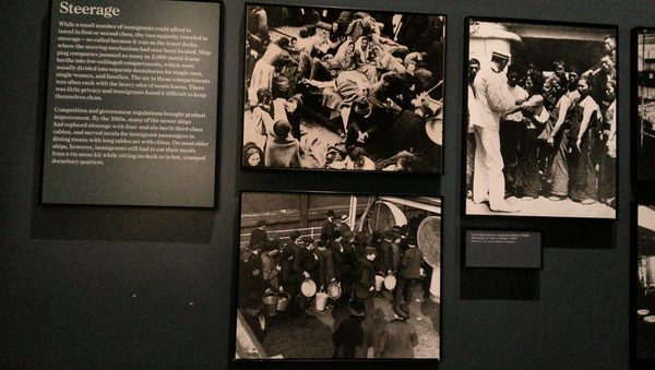 Ellis Island by null