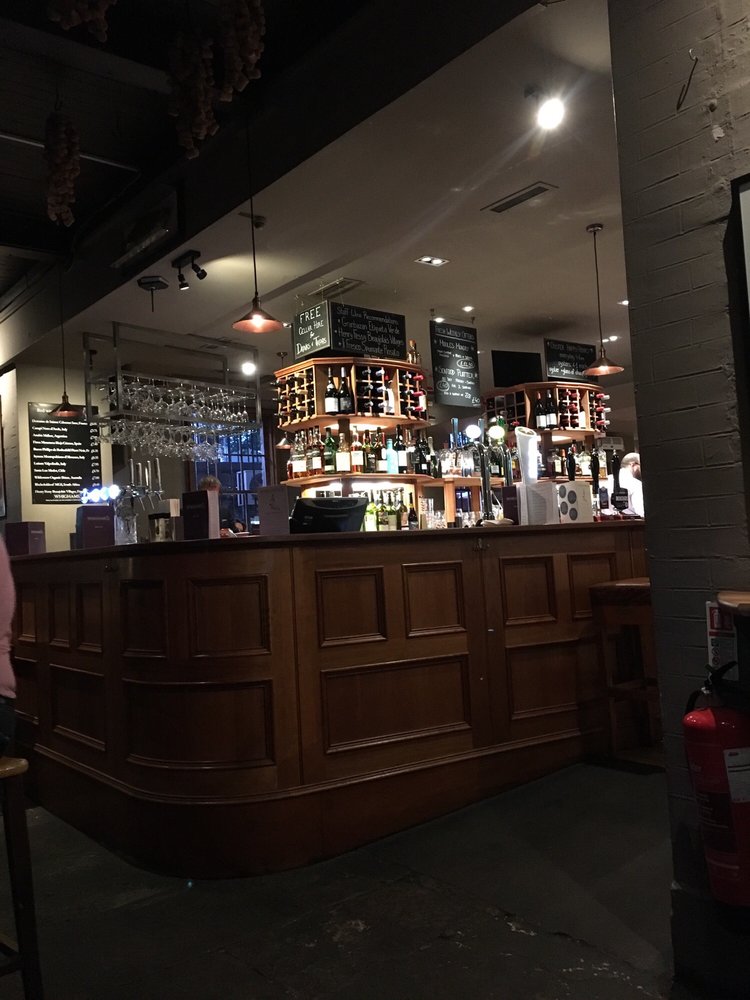 WHIGHAMS WINE CELLARS 22 Photos & 24 Reviews 13 Hope Street