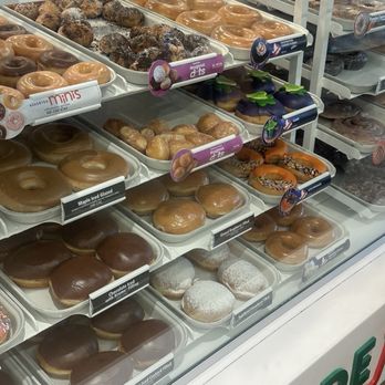 krispy kreme - Donuts - Donuts Near Me - Woodland Hills, California krispy kreme - Donuts - Donuts Near Me - Woodland Hills, California