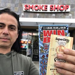 Jakes Smoke Shop - Lotto time