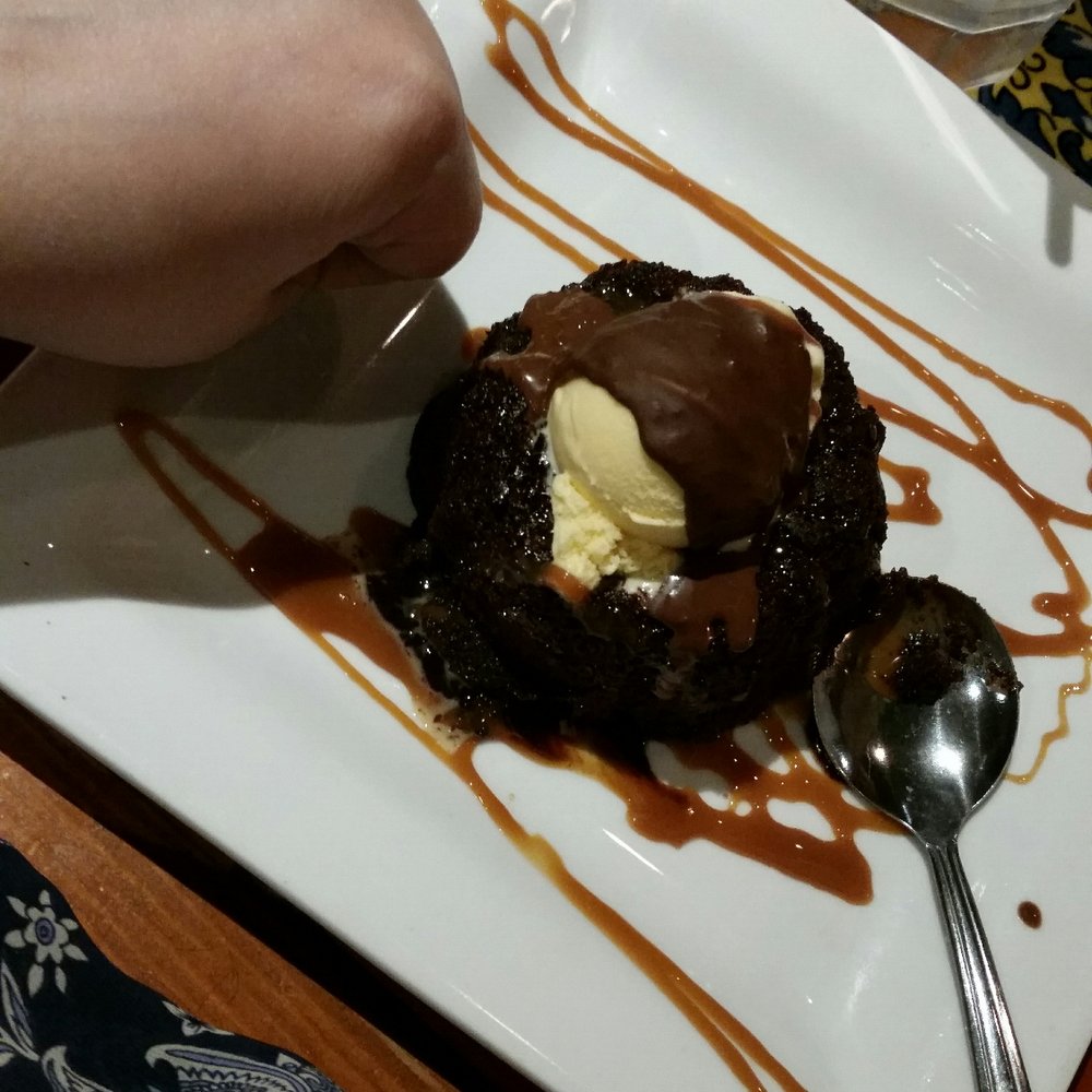 Chili's - Little fist sized mini lava cakes - Bars Near Me - Cincinnati, Ohio Chili's - Little fist sized mini lava cakes - Bars Near Me - Cincinnati, Ohio