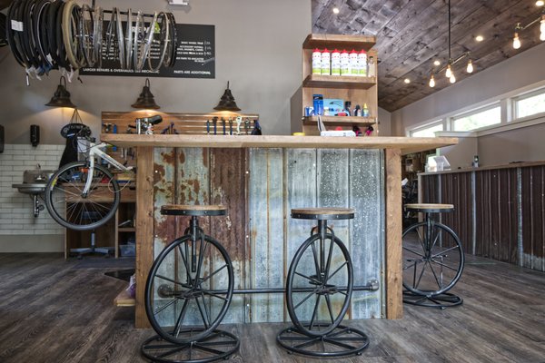 Zoom Leisure Bikes: Bicycle, E-bike Rentals and Wine Tours in Niagara by null